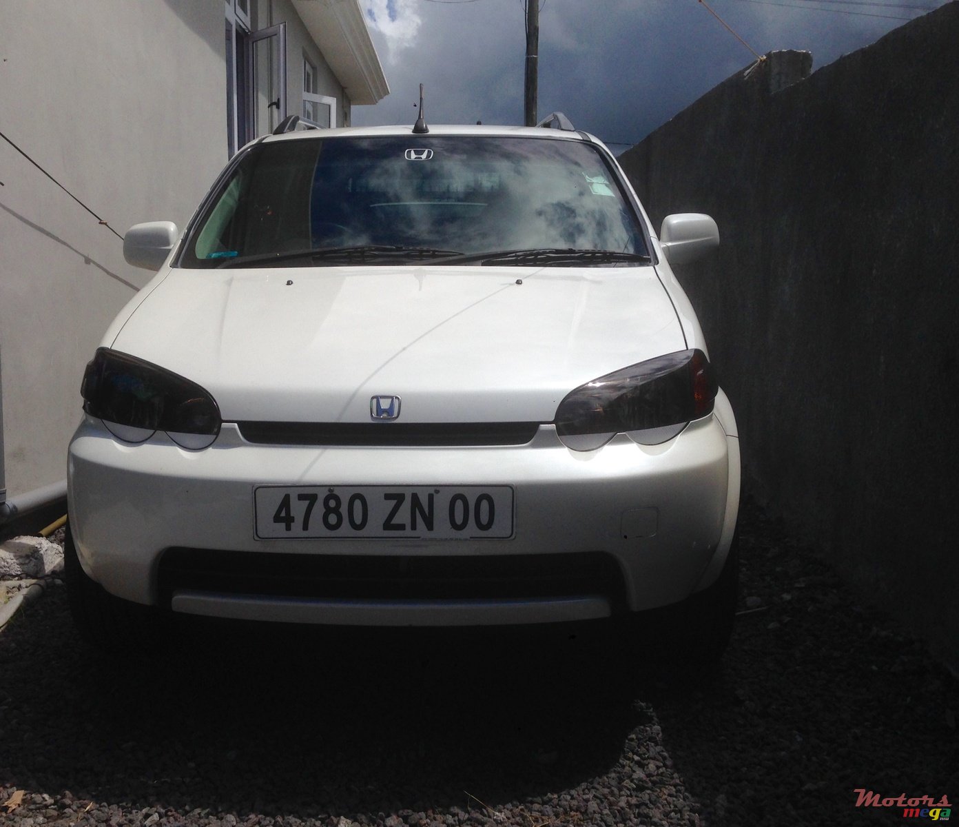 2000' Honda HR-V photo #1