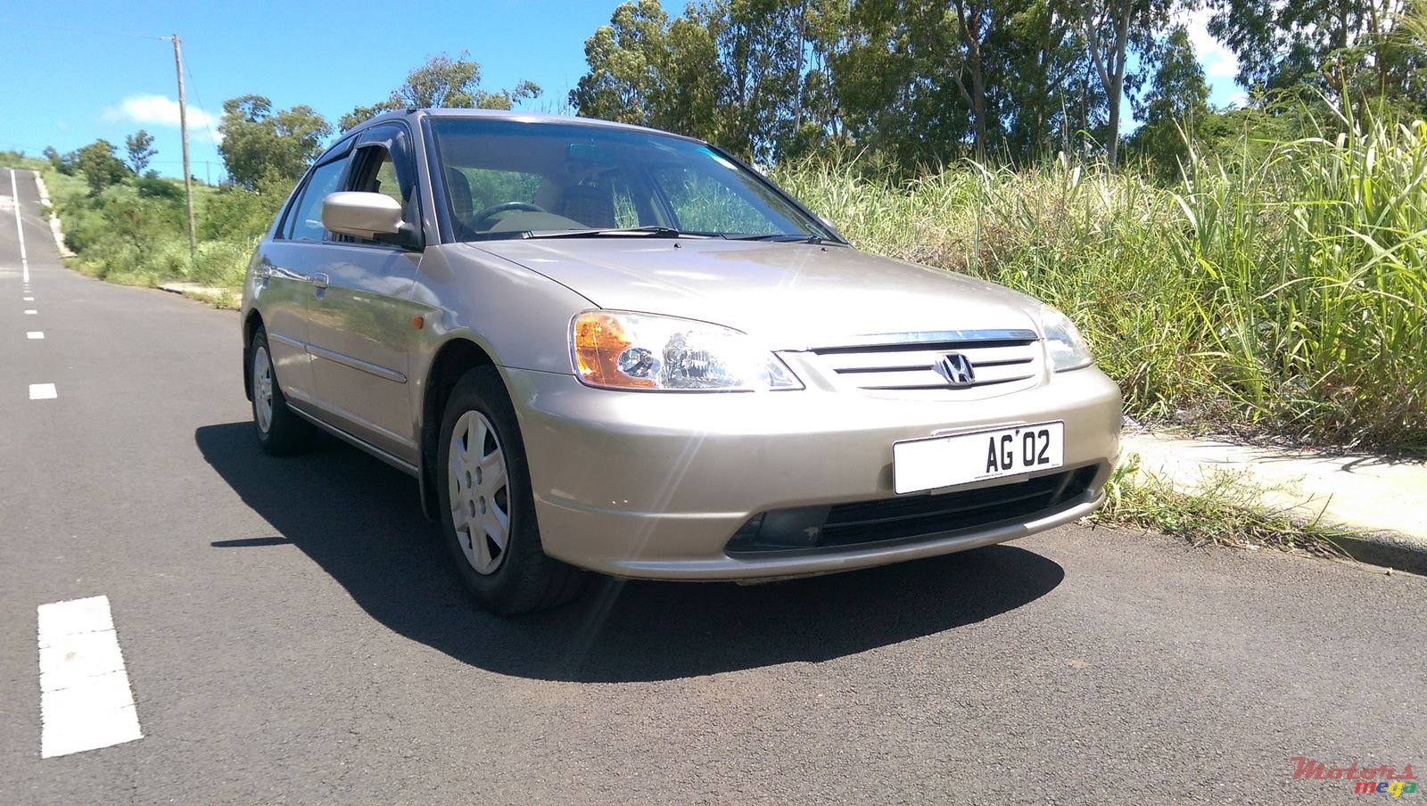 2002' Honda Civic EXI photo #2