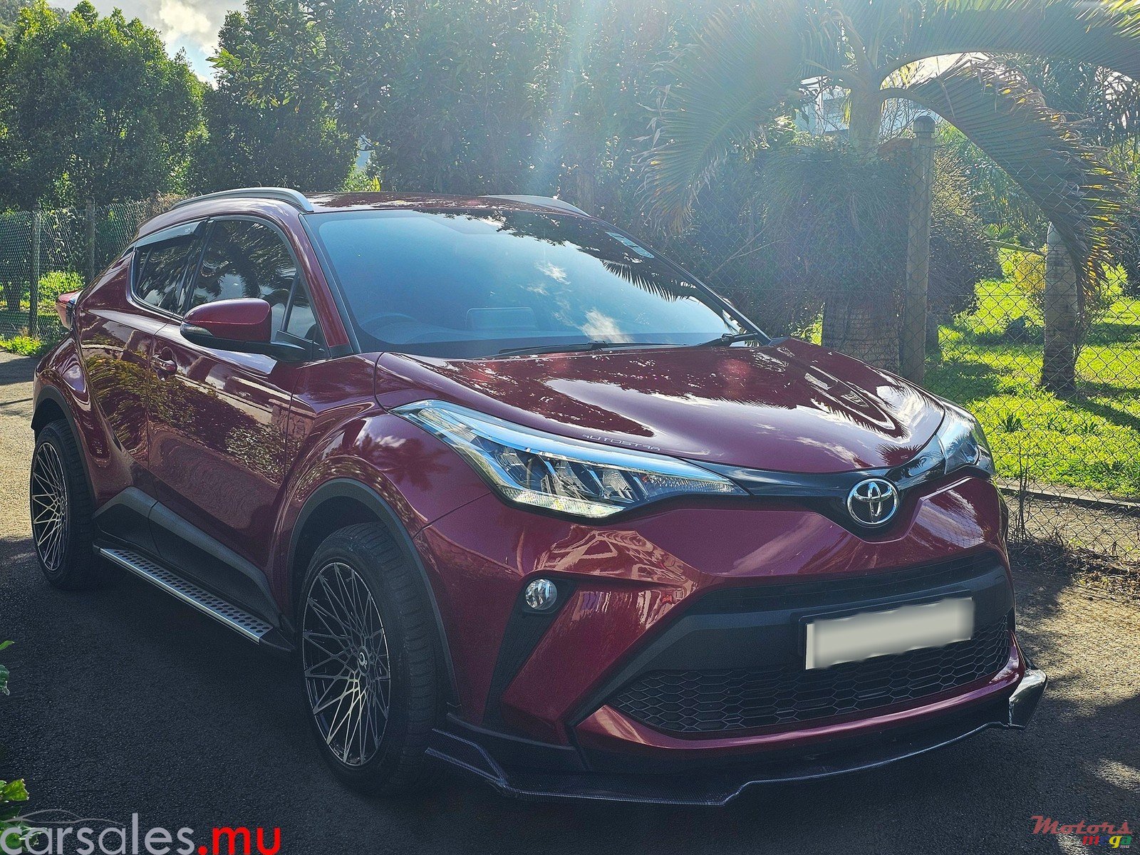 2020' Toyota CH-R 1.2 photo #1