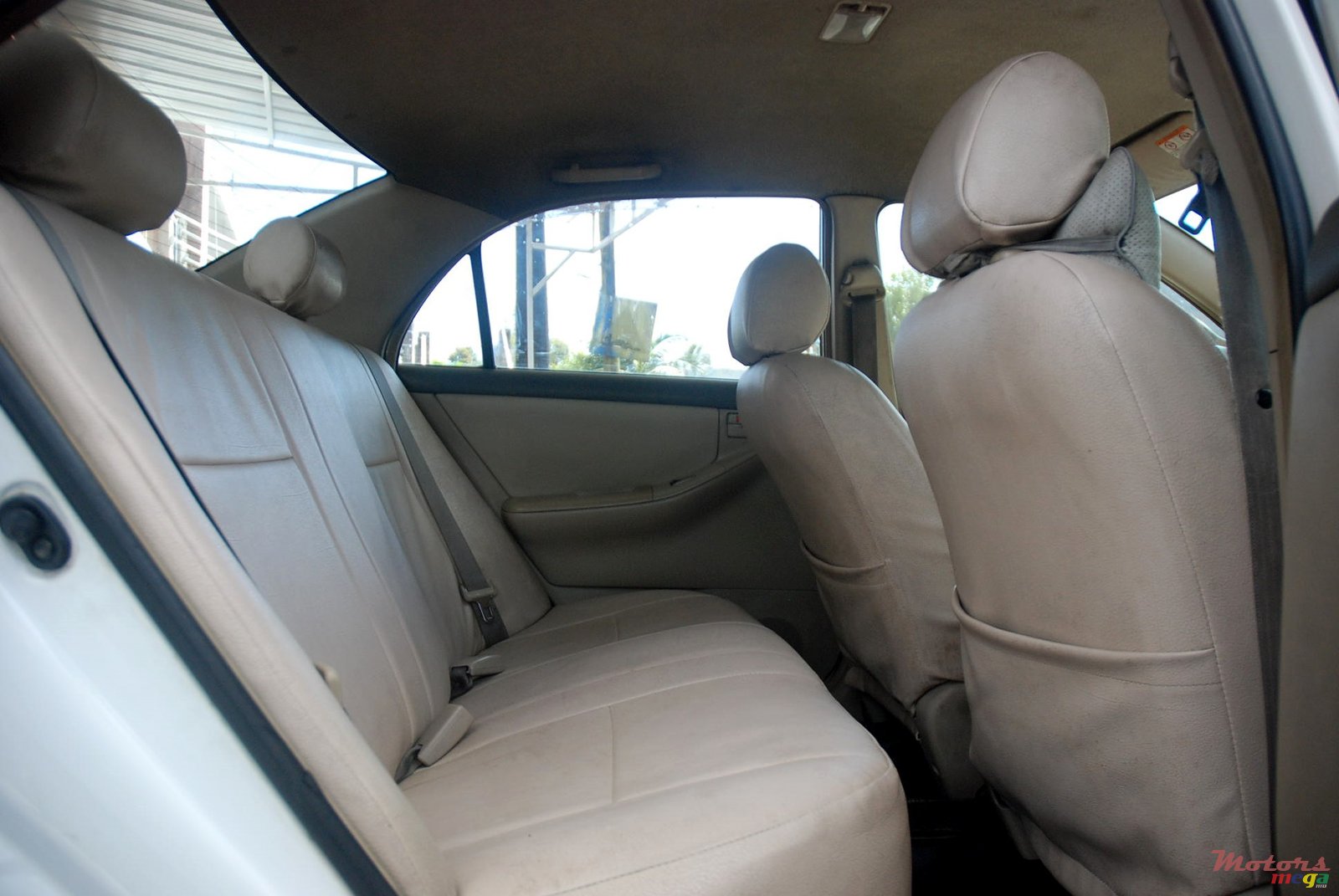 2001' Toyota Corolla photo #4