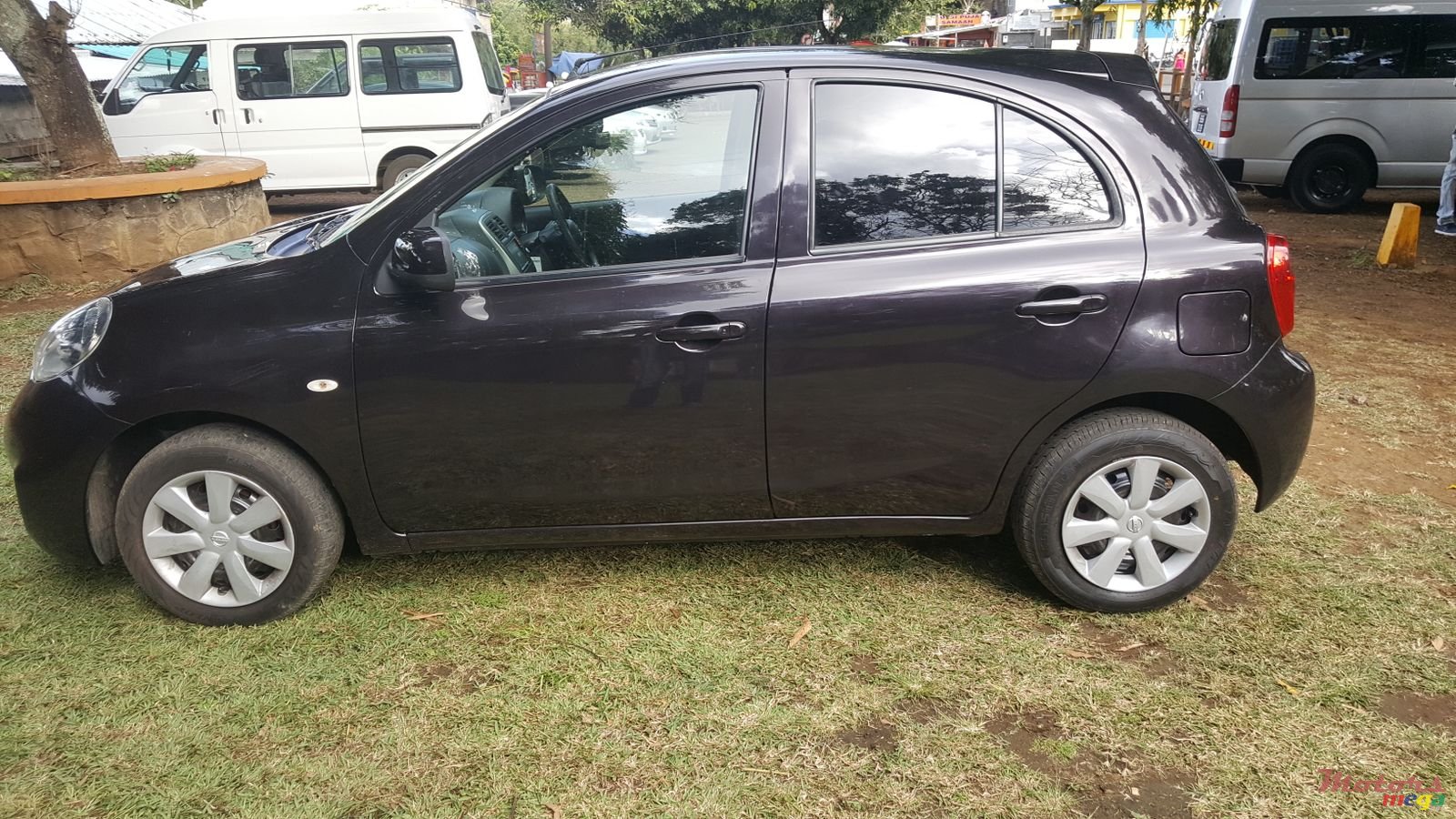 2014' Nissan March Ak 13 photo #2