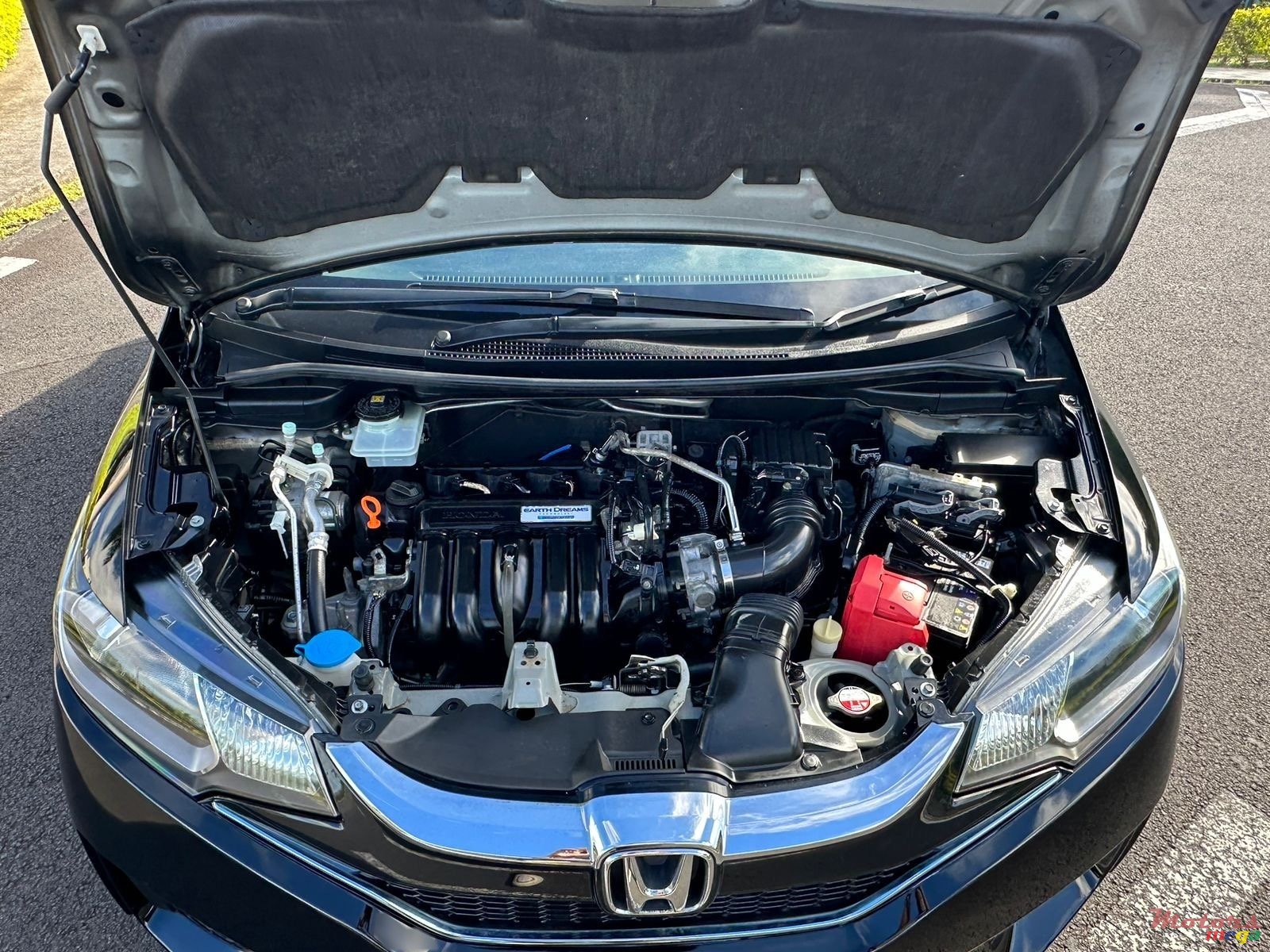 2015' Honda Fit hybrid photo #3