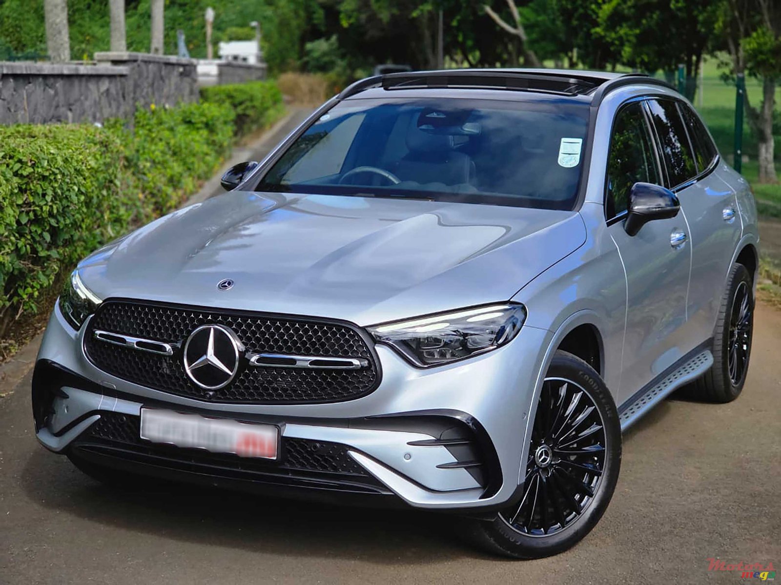 2024' Mercedes-Benz GLC 300 AMG Premium 4Matic Mild Hybrid photo #1