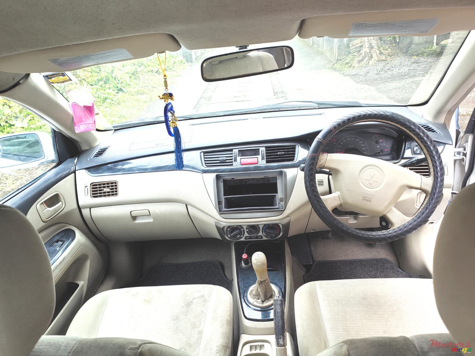 2005' Mitsubishi Lancer photo #6