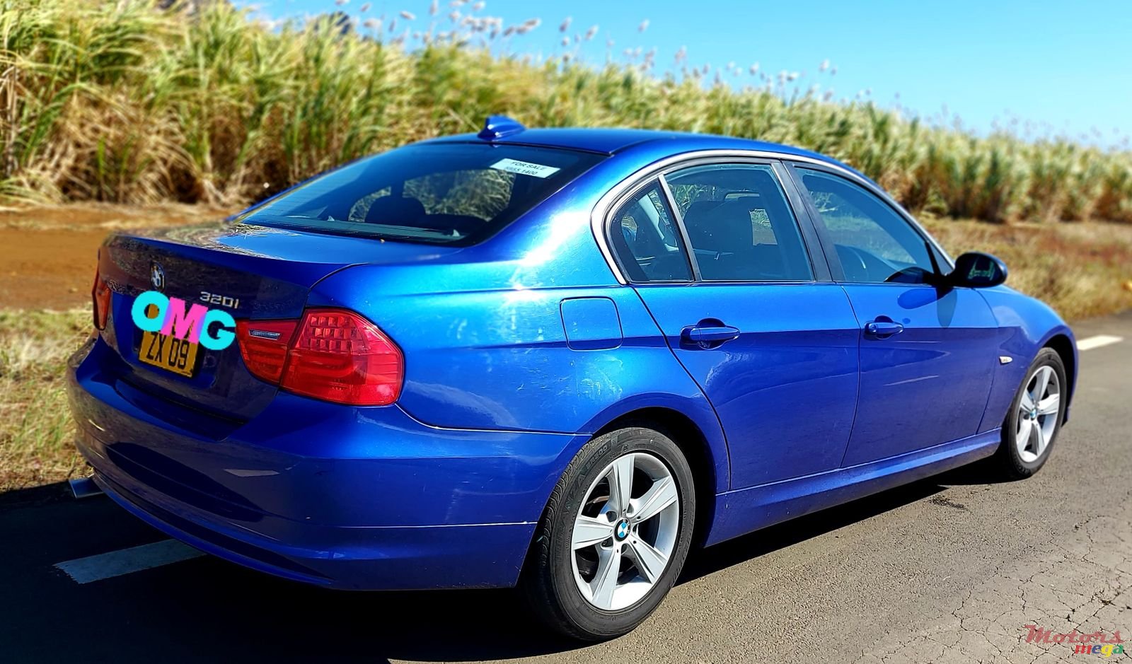2009' BMW 320 320i E90 Automatic photo #3