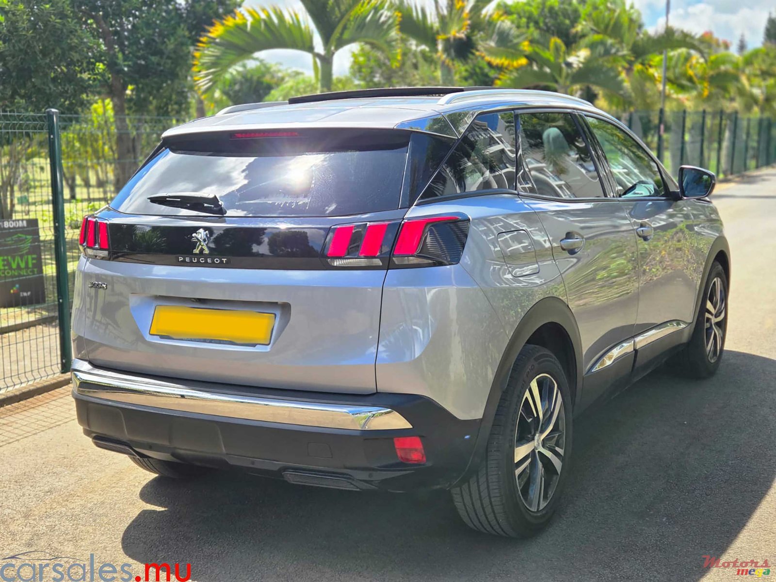 2019' Peugeot 3008 Allure Plus photo #4