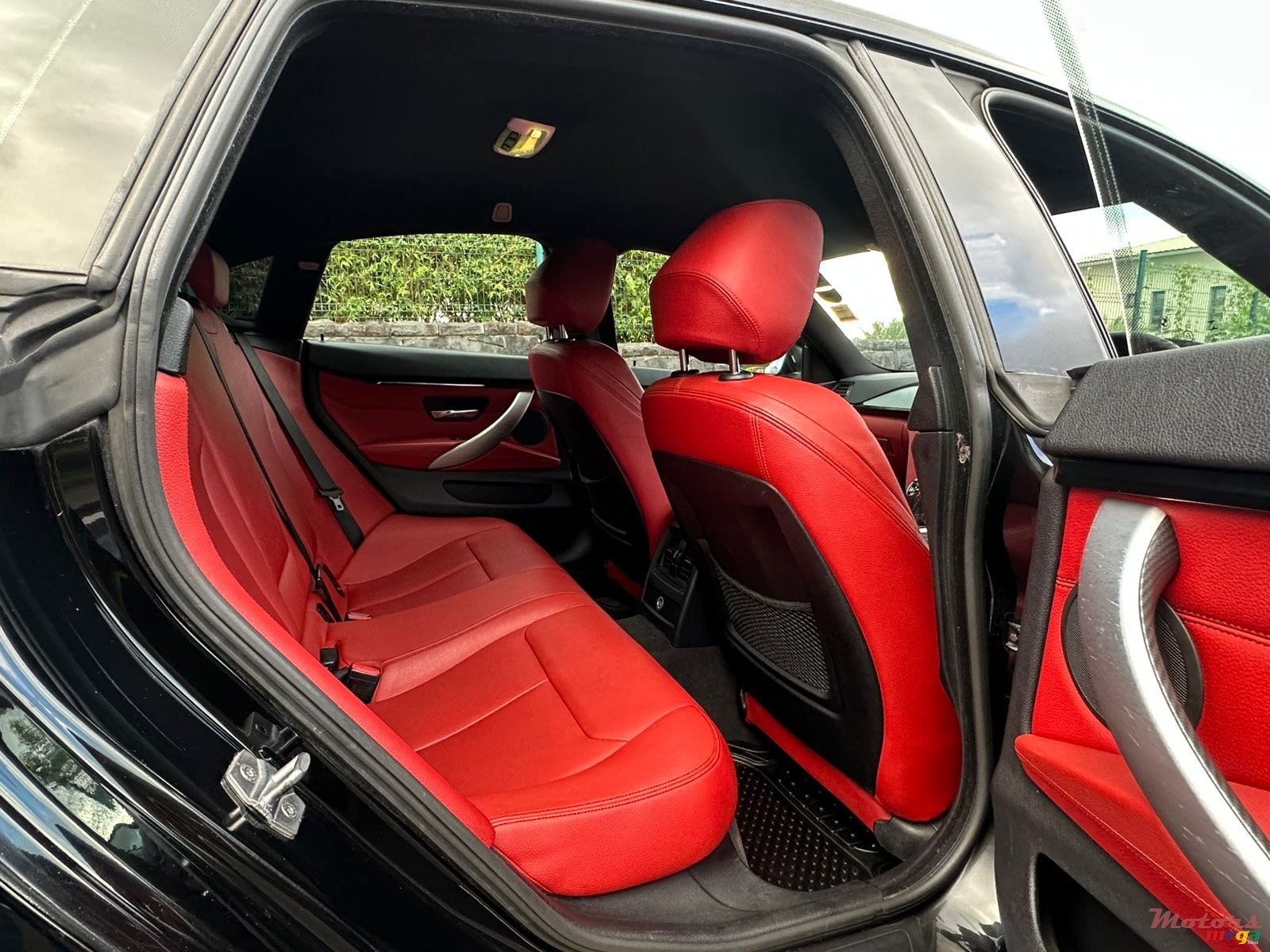 2014' BMW 420 photo #7