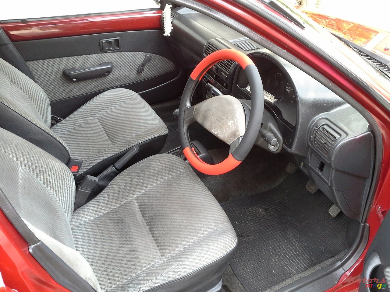 1991' Toyota Starlet photo #2