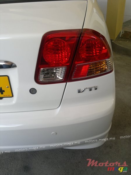2004' Honda Civic VTI photo #2