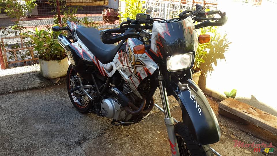 2002' Yamaha xt super motard photo #3