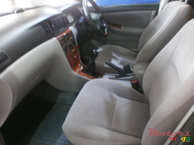 2002' Toyota Corolla photo #3