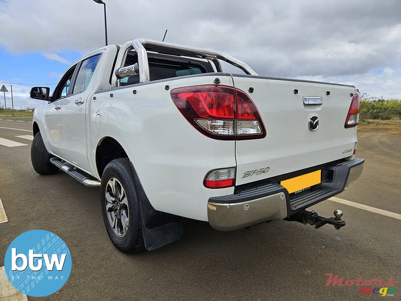 2019' Mazda BT-50 photo #3