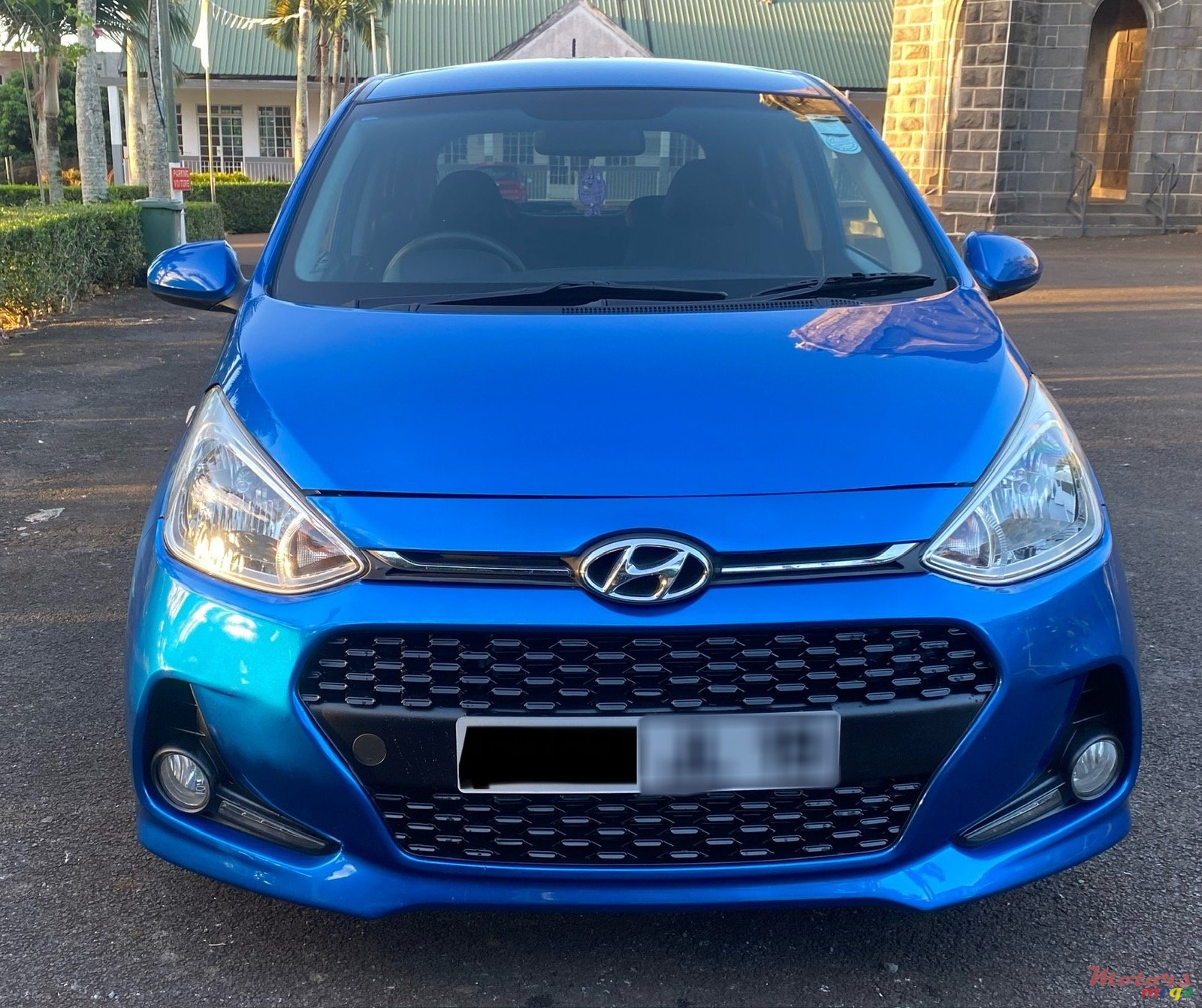 2019' Hyundai i10 Grand photo #1