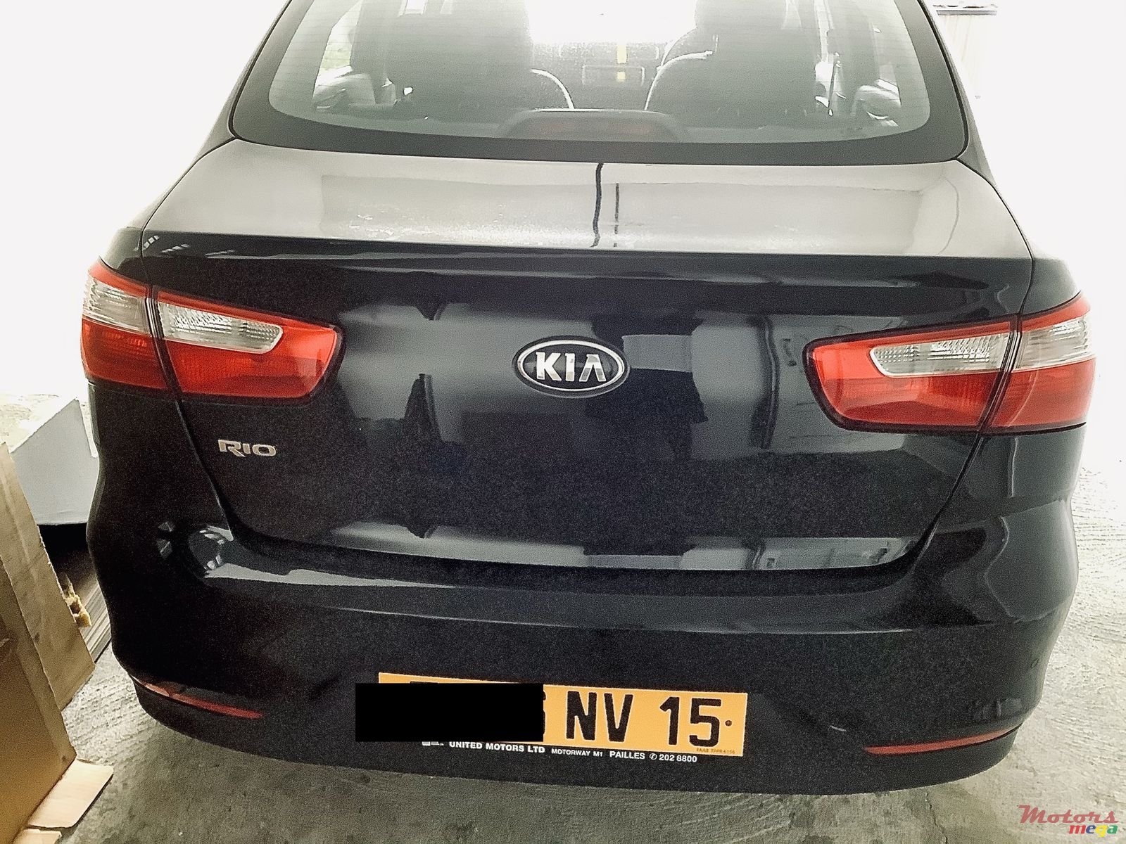 2015' Kia Rio Sedan photo #2