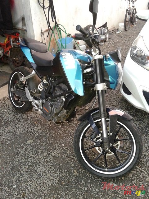 2010' KTM DUKE photo #2