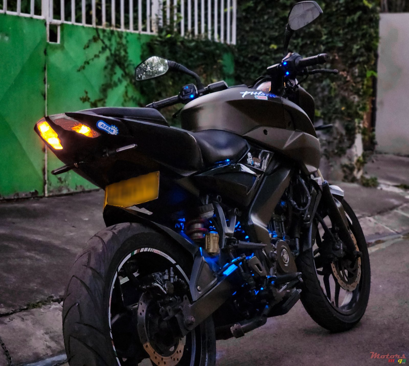 2014' Bajaj photo #1