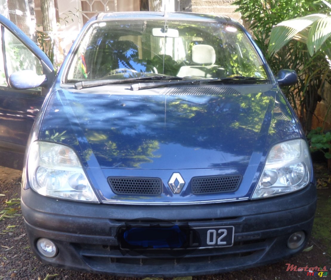 2002' Renault Scenic photo #1