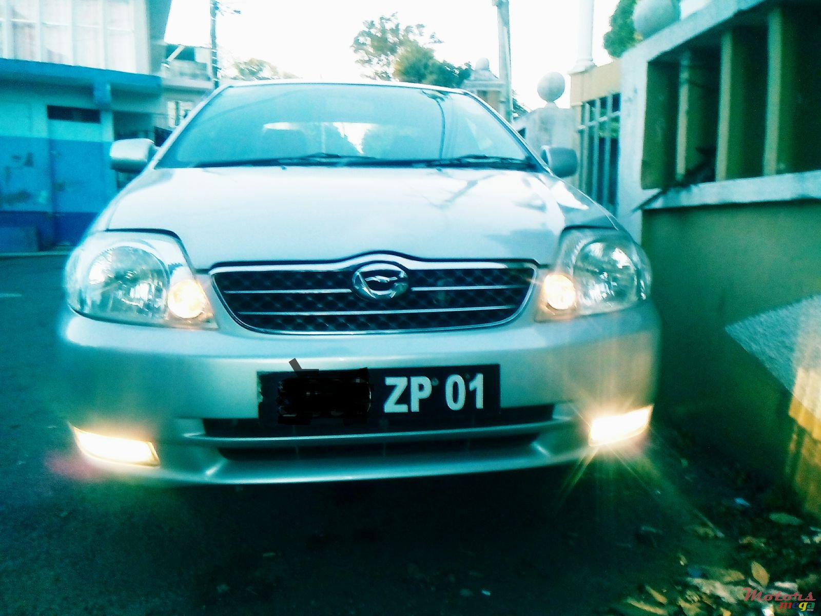 2001' Toyota Corolla photo #1