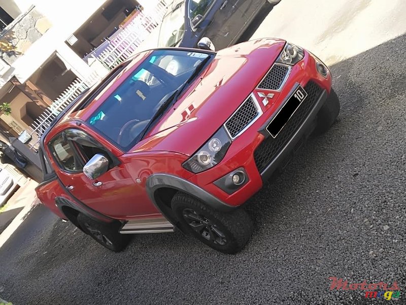 2010' Mitsubishi L 200 Sportero photo #7