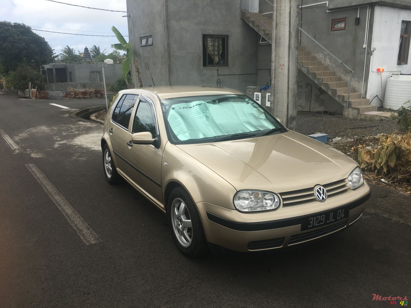 2004' Volkswagen Golf IV photo #3