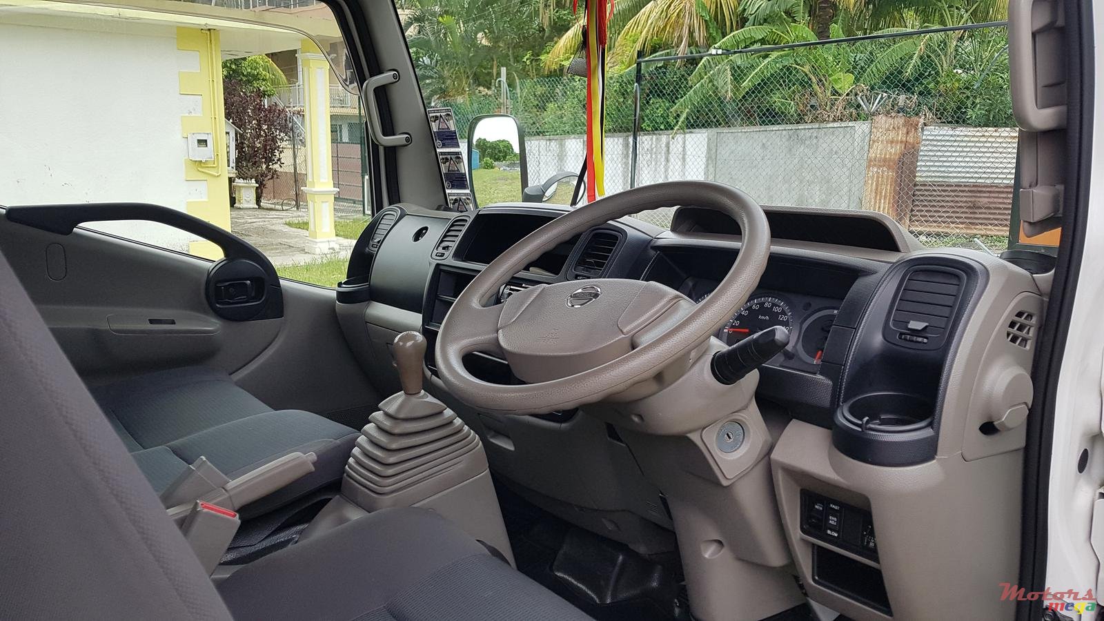 2012' Nissan ATLAS photo #4