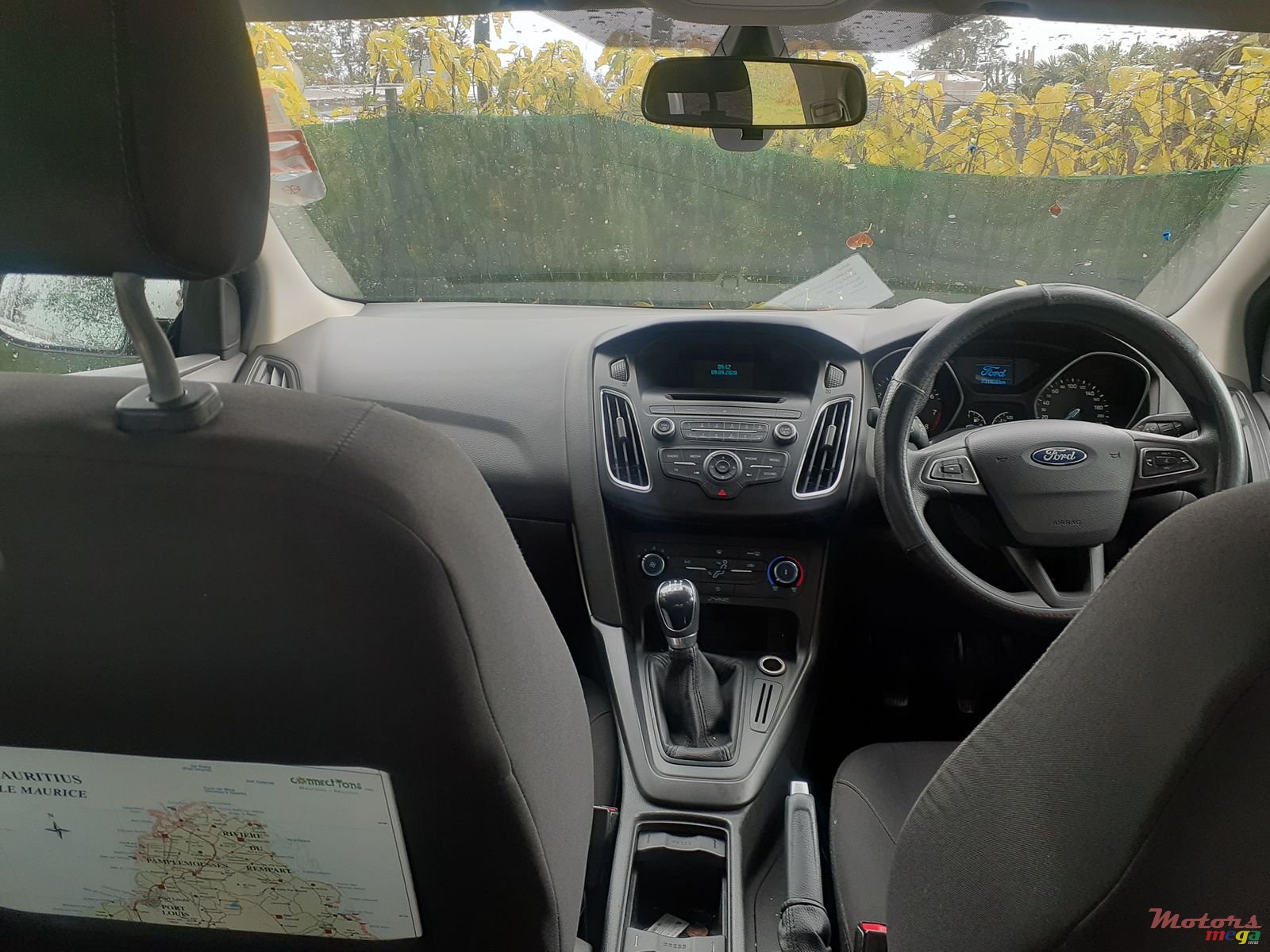 2017' Ford Focus photo #3