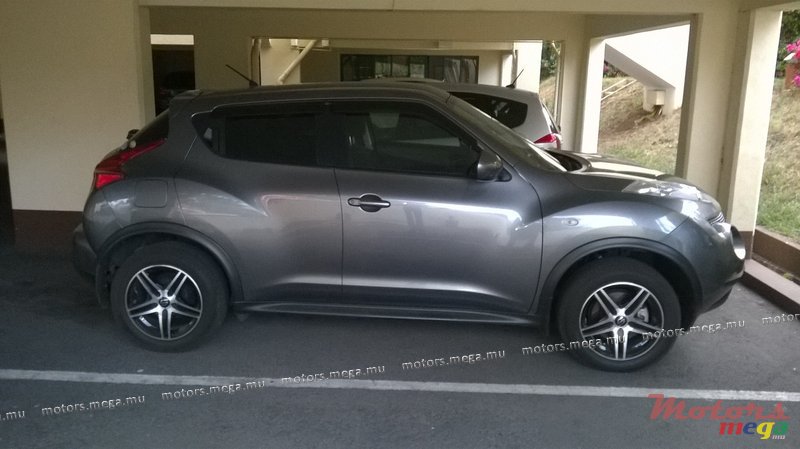 2011' Nissan JUKE photo #1