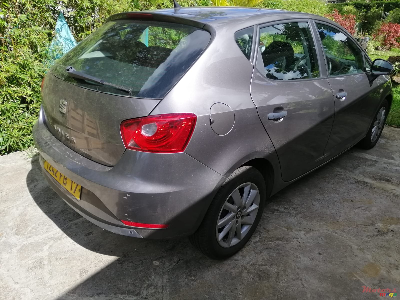 2017' SEAT Ibiza photo #2