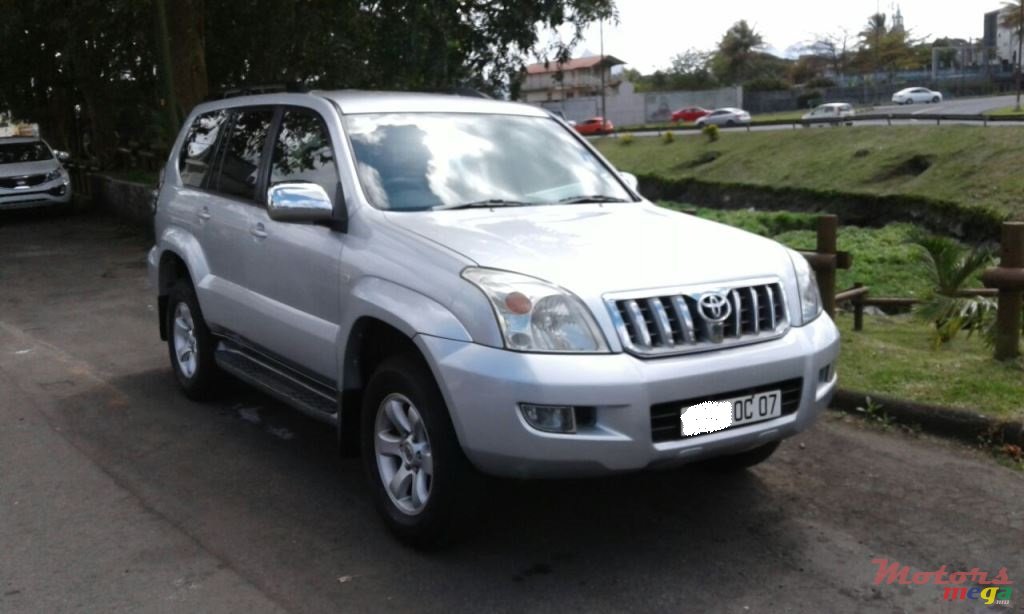 2007' Toyota Prado 7seats photo #2