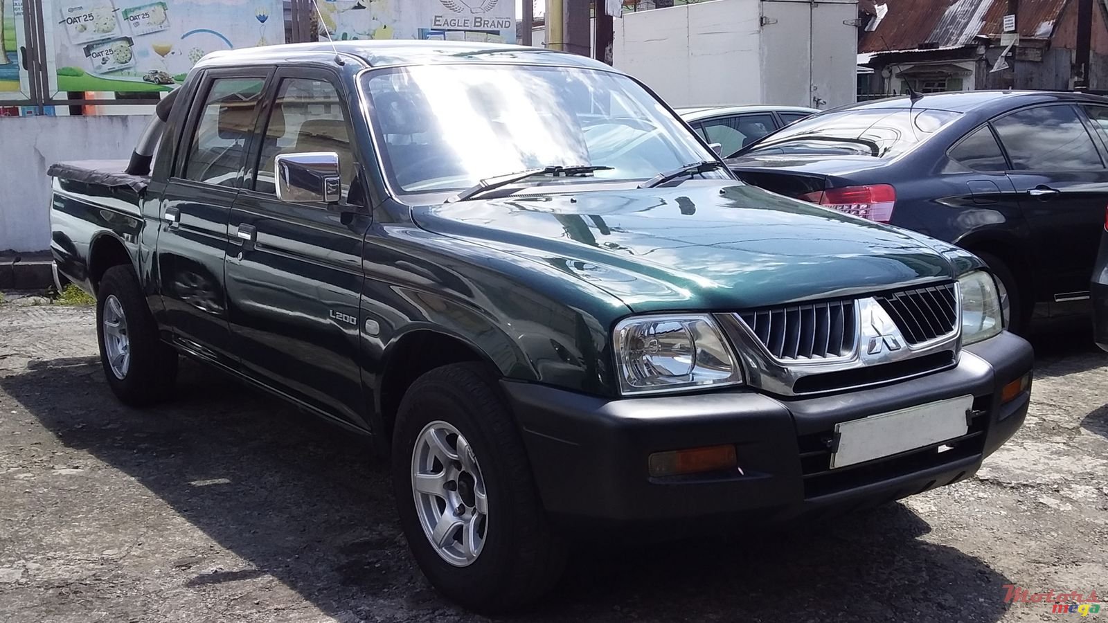 2007' Mitsubishi L 200 4X2 photo #1