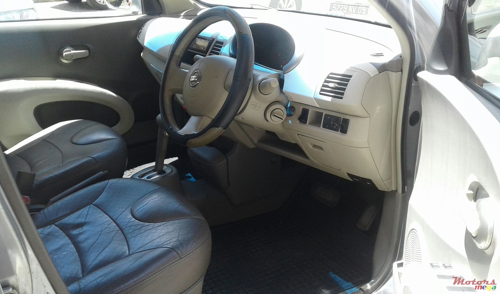 2005' Nissan March AK12 photo #4