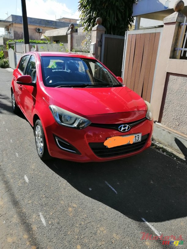 2013' Hyundai i20 photo #4