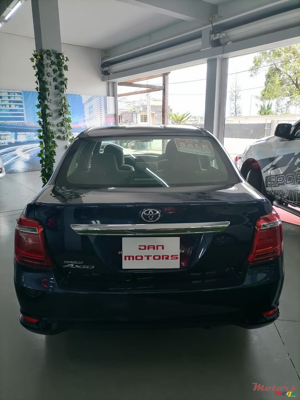 2016' Toyota Axio photo #2