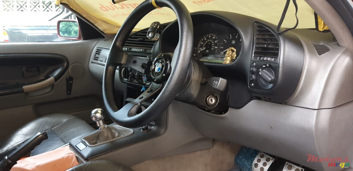 1992' BMW 3 Series E39 photo #2