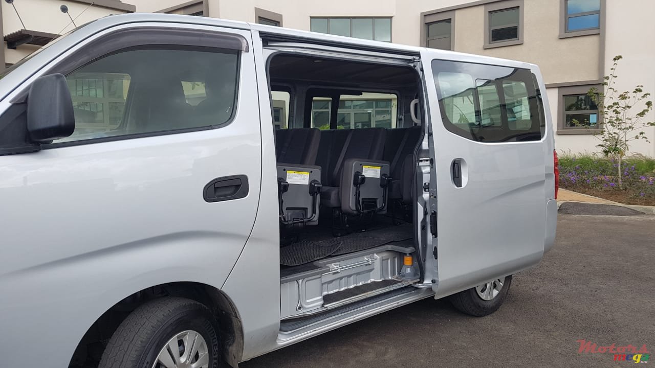 2017' Nissan Urvan photo #2