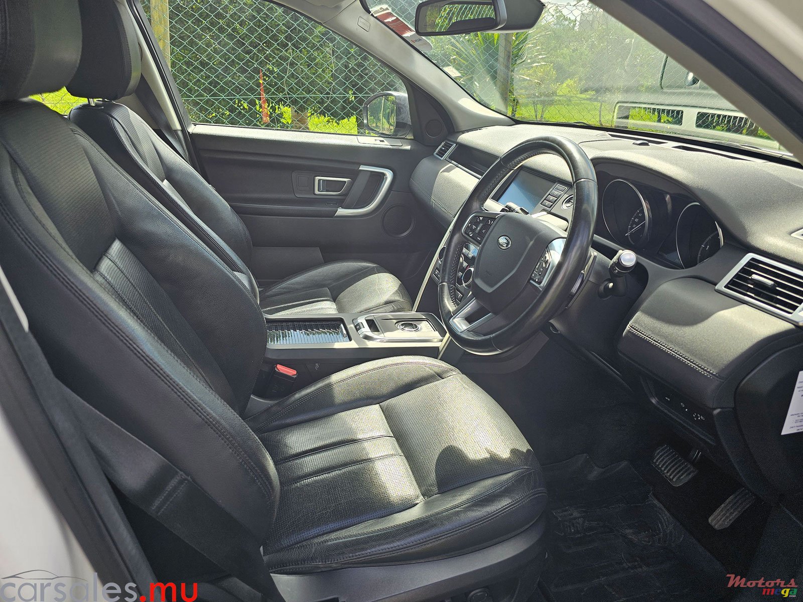 2018' Land Rover Discovery Sport 2.0TD photo #6