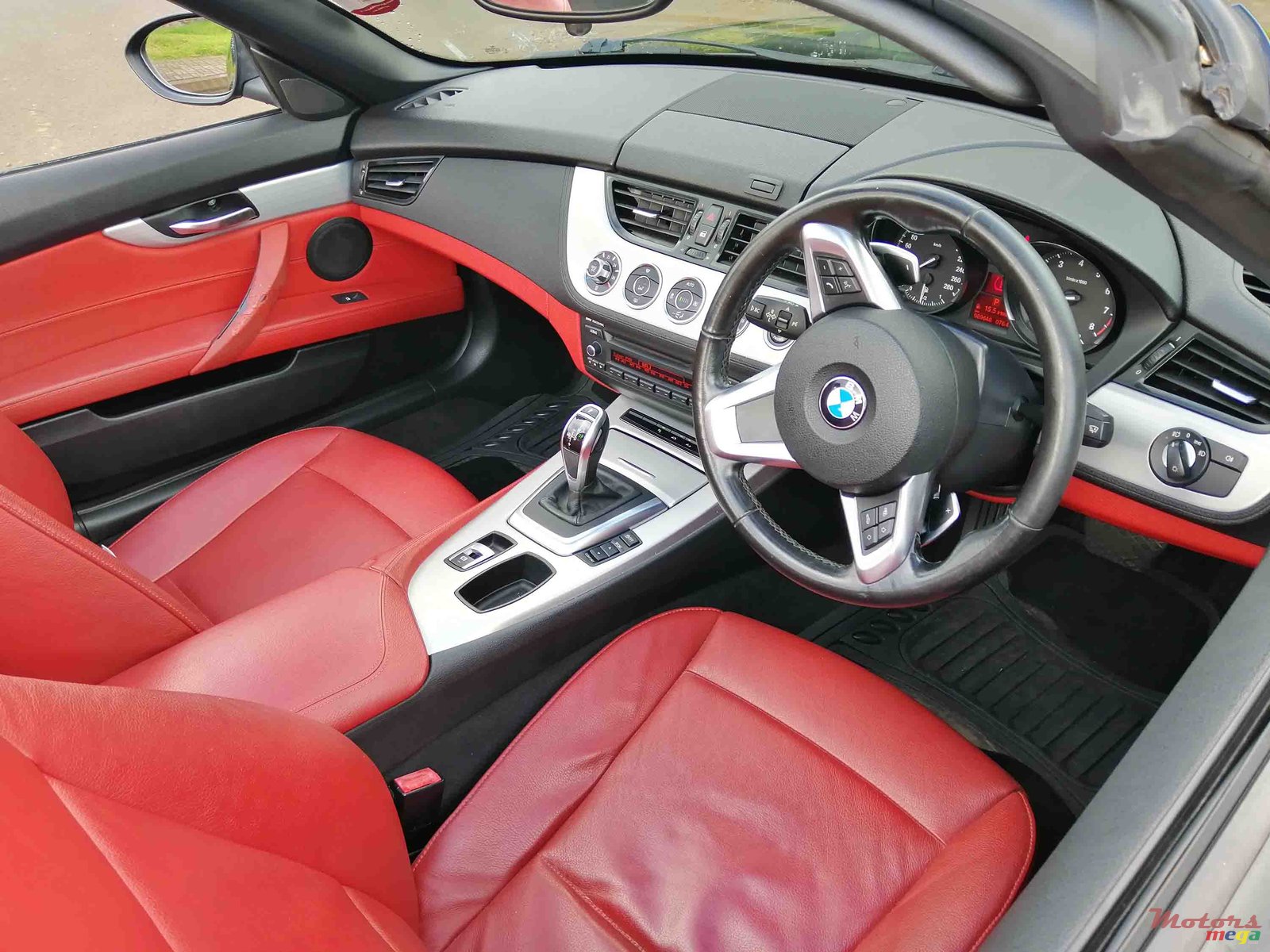 2013' BMW Z4 photo #5