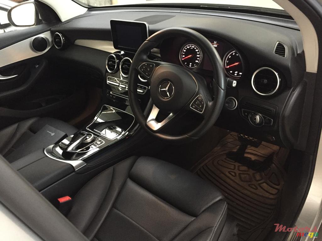 2019' Mercedes-Benz CLC 250 photo #2