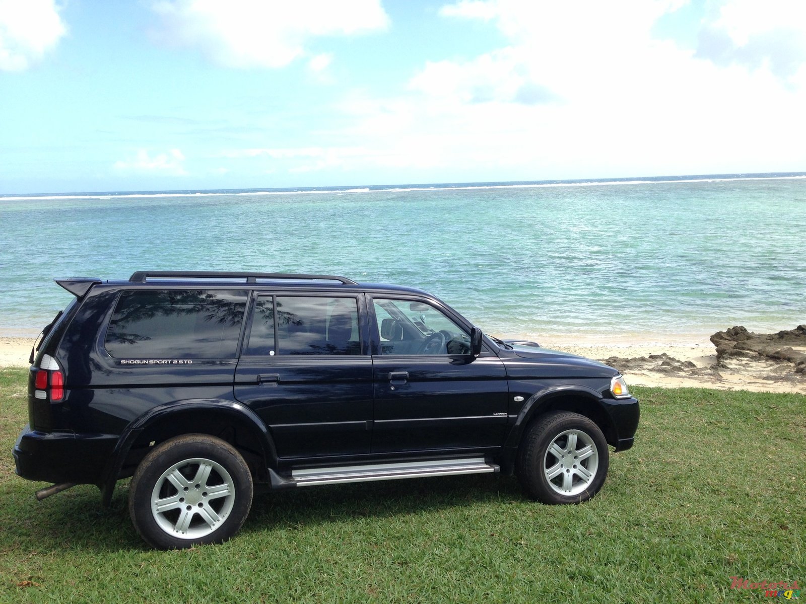 2005' Mitsubishi Pajero Sport full option TurboDiesel Warior photo #2