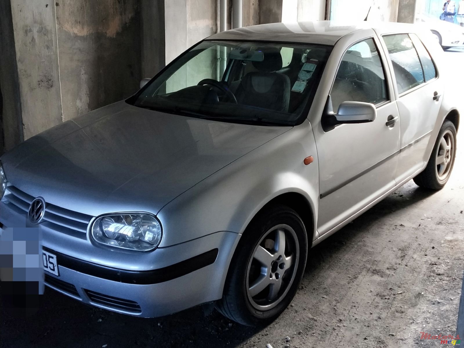 2005' Volkswagen Golf IV photo #3