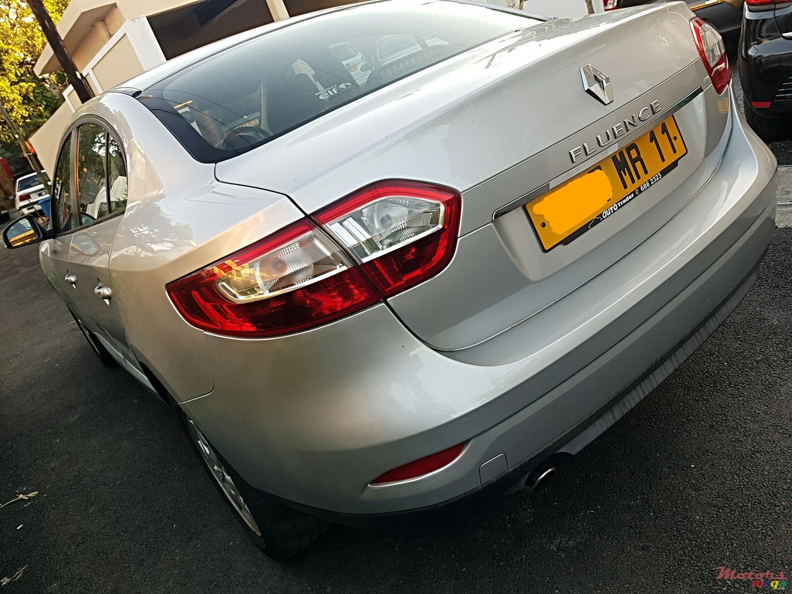 2011' Renault Fluence 1500 cc photo #4