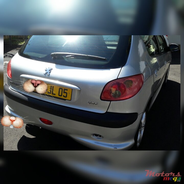 2005' Peugeot 206 photo #2