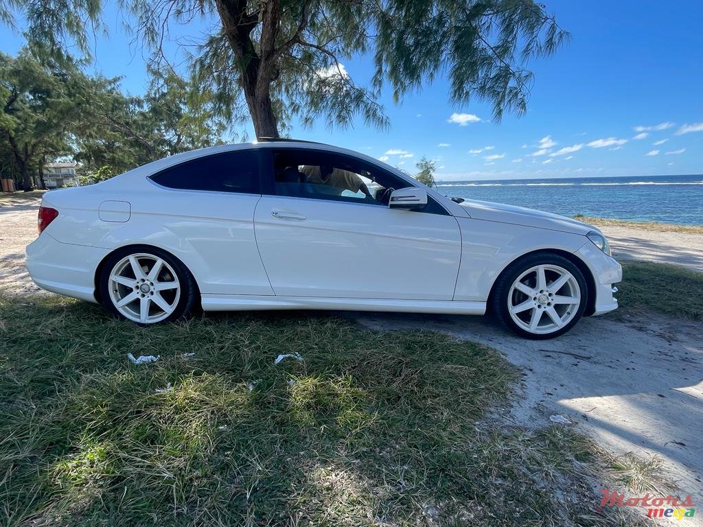 2015' Mercedes-Benz AMG photo #3