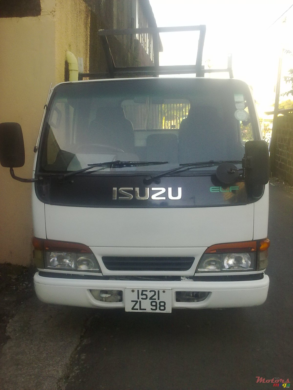 1998' Isuzu photo #1
