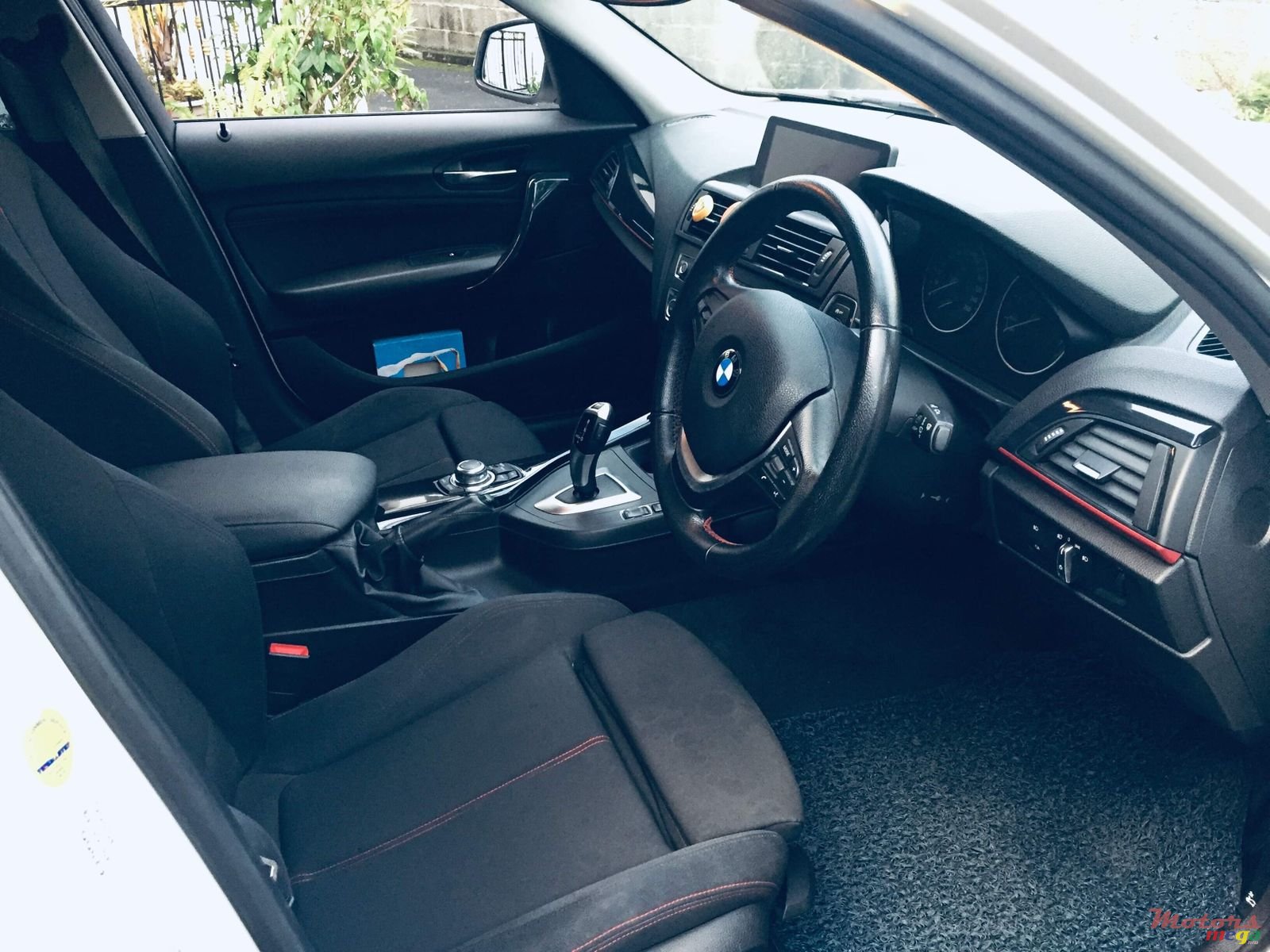 2012' BMW 116 photo #4