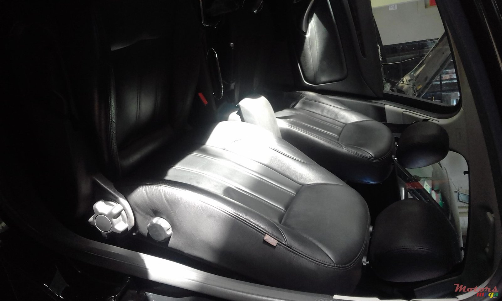 2010' Ford Mondeo photo #3