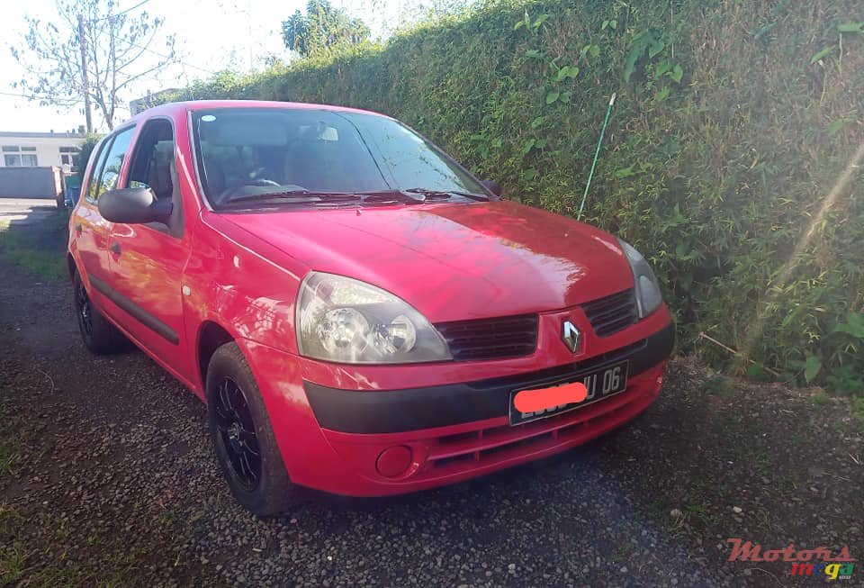 2006' Renault Clio 1.2L photo #1