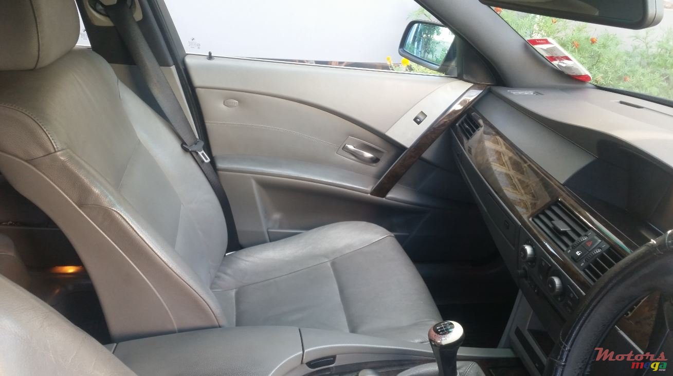 2004' BMW 525 photo #5