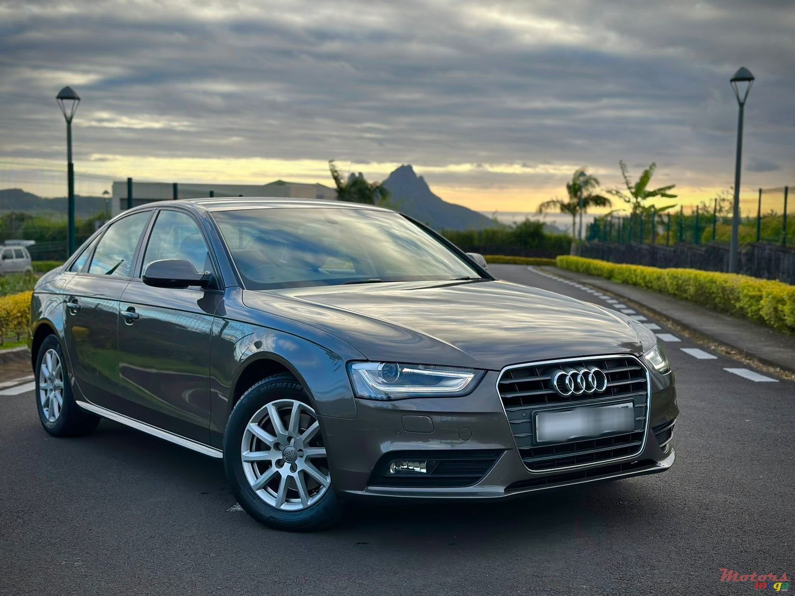 2015' Audi A4 Automatic photo #1
