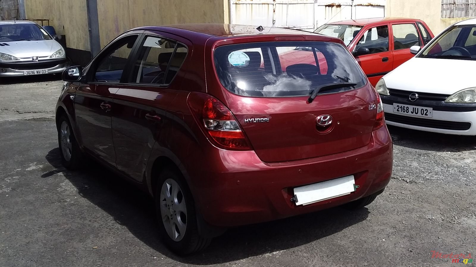 2010' Hyundai i20 photo #3